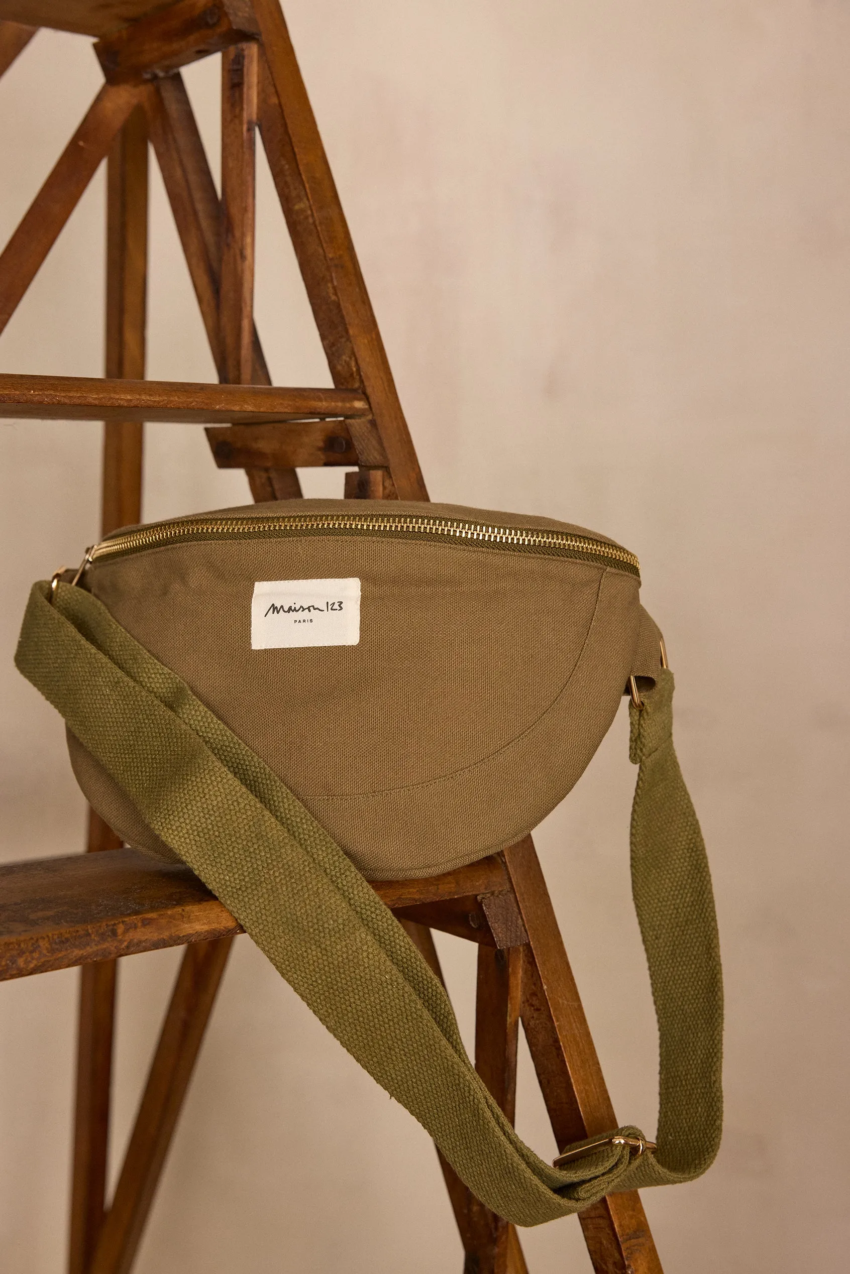 GELINA LEAF FANNYPACK