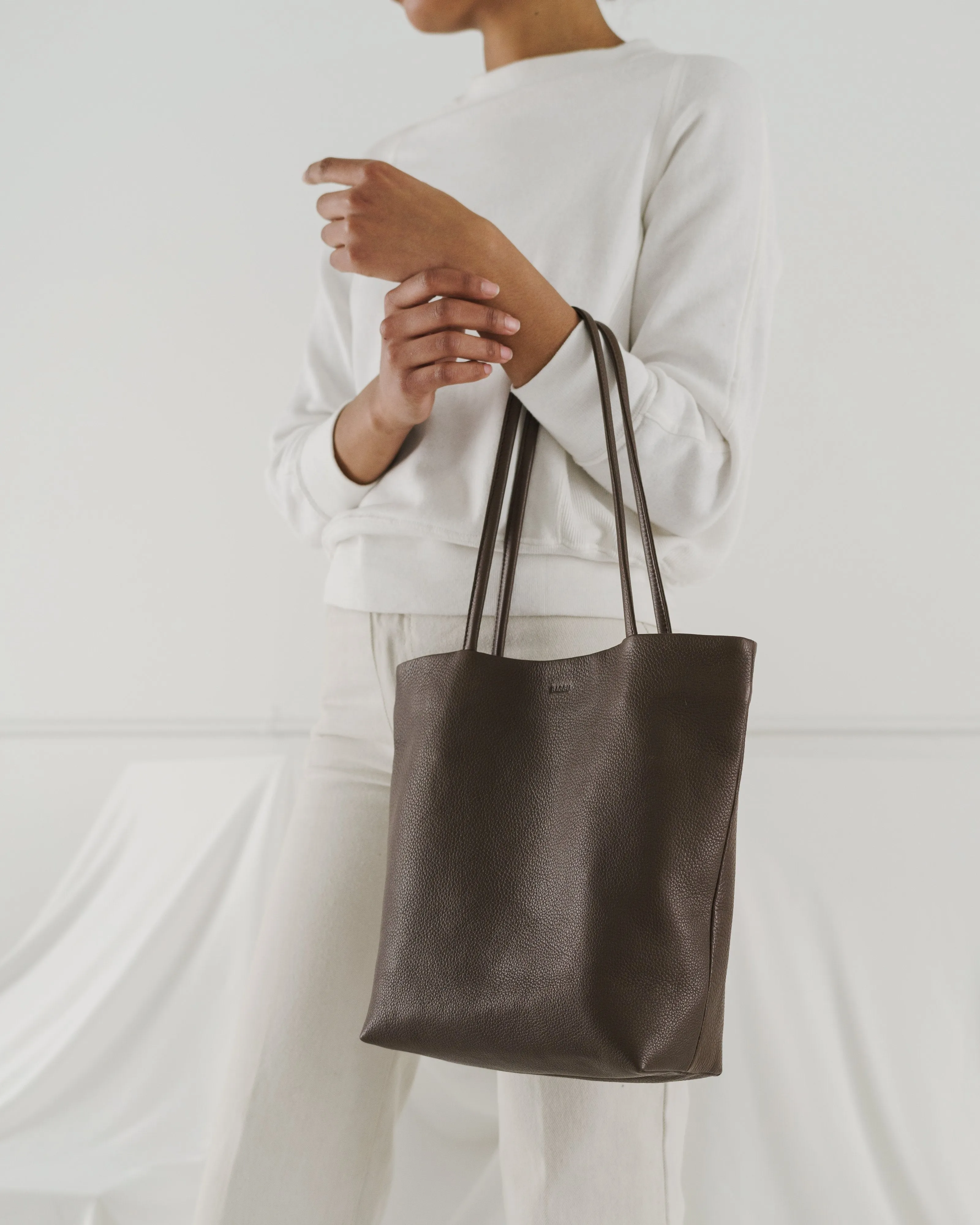 Soft Medium Tote - Chocolate